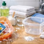 cum-sa-curatati-recipientele-din-plastic-pentru-a-obtine-un.png